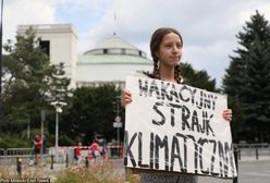 13-letnia Inga strajkuje dzisiaj ostatni dzień. “Podzieliła się z nami odwagą" mówią koledzy