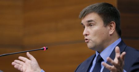 Zaskakujące słowa w Kijowie. "Jestem gotów uklęknąć przed ofiarami polskiej narodowości"