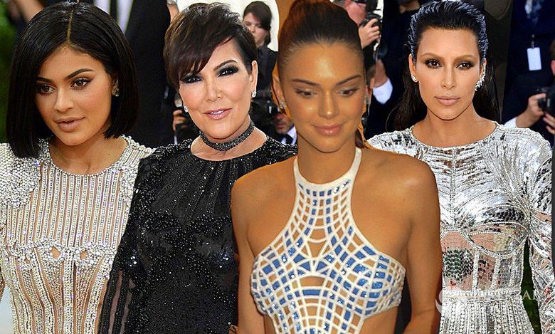 Kardashianki na MET Gala 2016 w kreacjach Balmain