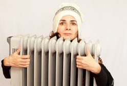 Pada, wieje, jest zimno. Kiedy zarządca budynku musi włączyć ogrzewanie?