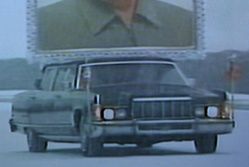 Pogrzeb Kim Dzong Ila z amerykańskimi limuzynami