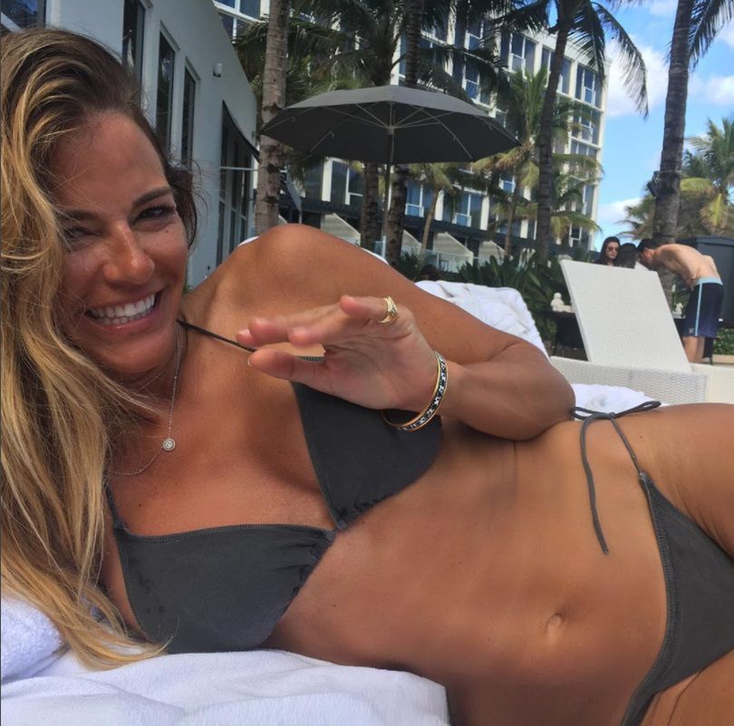 "Gospodynie z kasą. Nowy Jork": 48-letnia Kelly Bensimon w skąpym bikini!