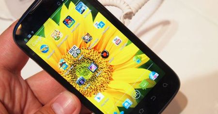 IFA 2012: ZTE Grand X IN - tani smartfon z procesorem Intel Atom