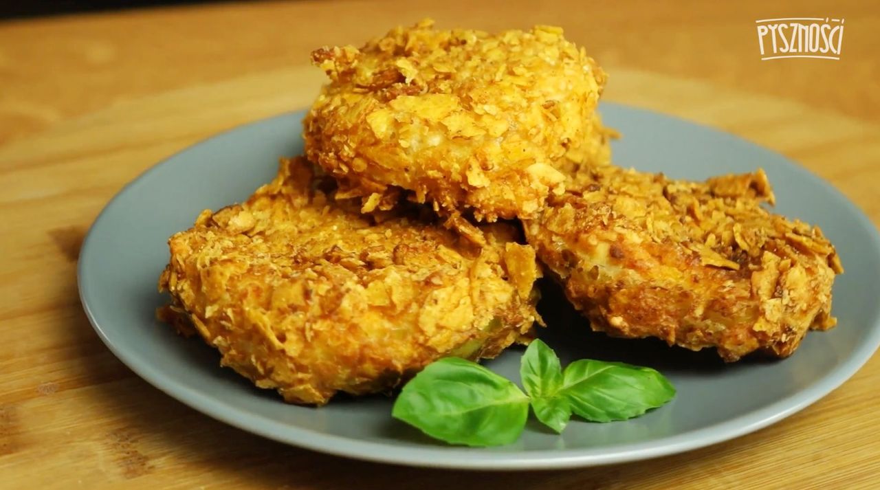 Tantalizing chicken and cheese snack: a recipe for delight