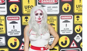 "Współczesna rodzina": Ariel Winter w stroju pielęgniarki