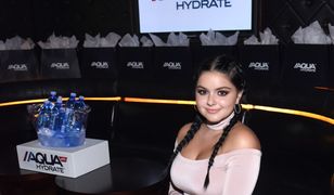 "Współczesna rodzina": Ariel Winter odkryła nie tylko obłędny dekolt