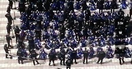 Chiny. Tajemniczy film obiegł internet. Setki związanych osób