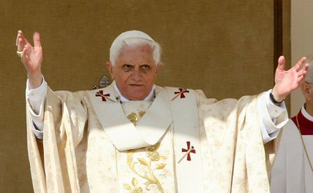 Papież odprawił mszę w przeddzień swych 80. urodzin