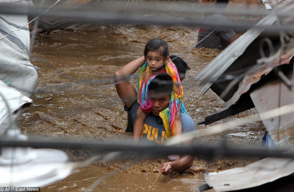 Wietnam przygotowuje się do masowej ewakuacji ludności. Południu kraju zagraża morderczy tajfun