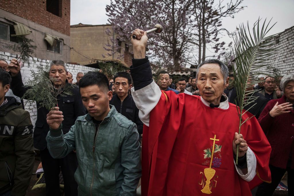 W Chinach partia komunistyczna kontroluje Kościół katolicki. Za sprzeciw grozi więzienie i śmierć
