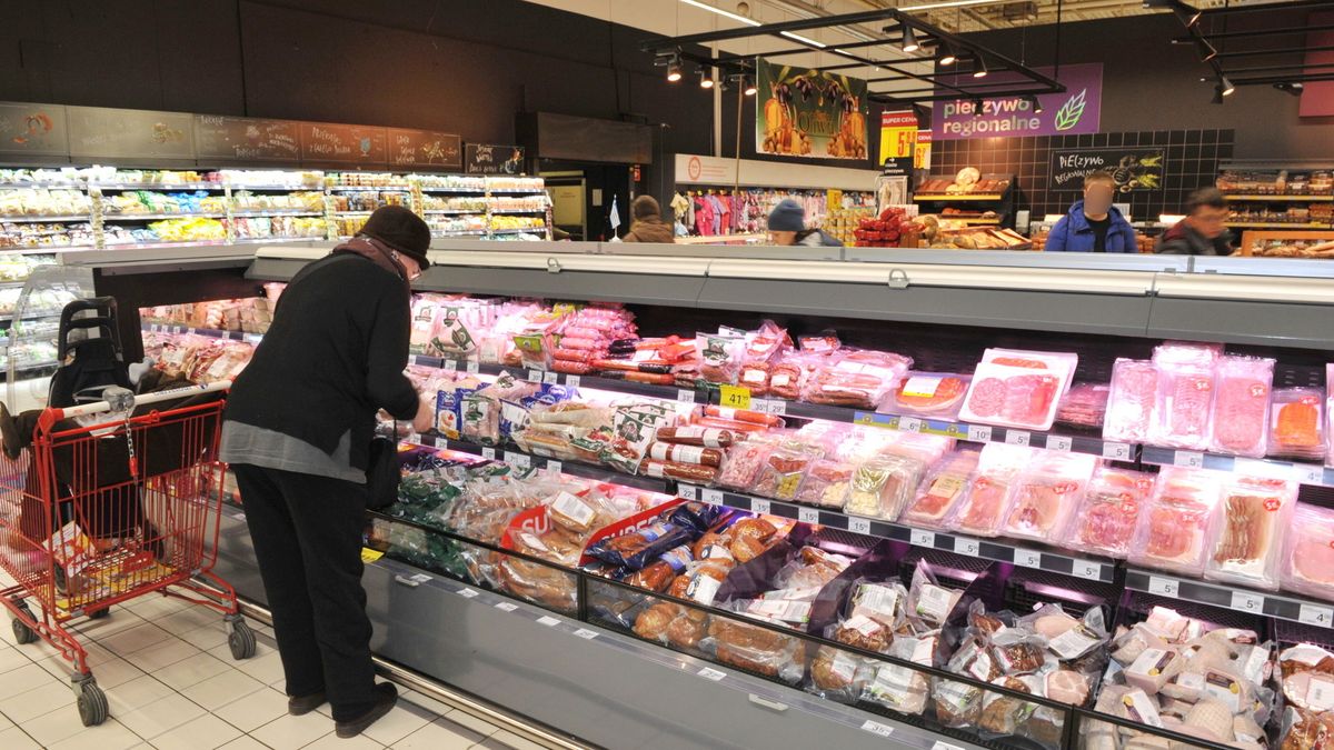 Sieci handlowe zgodziły się płacić Kani więcej.