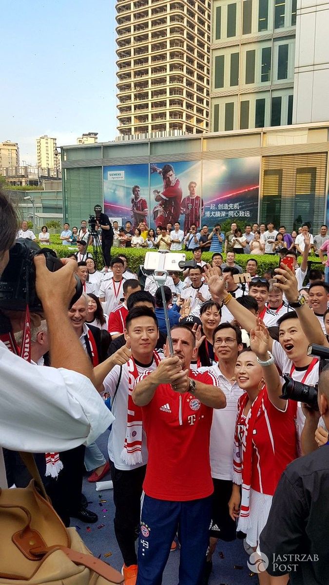 Robert Lewandowski z Bayernem w Chinach