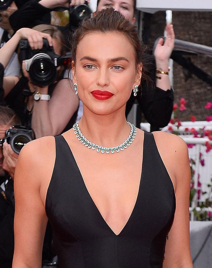 Irina Shayk na premierze filmu Yomeddine - Cannes 2018