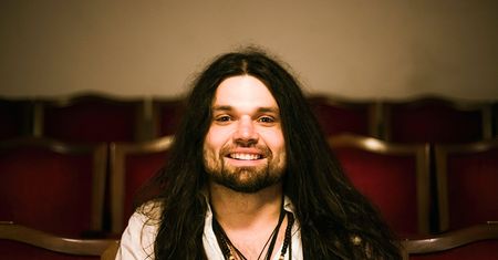 Maciej Lipina: klip i koncertowe lato z gwiazdami