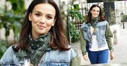 Paulina Krupińska zaprosiła paparazzi na spacer. Rozsyłała uśmiechy w kurtce za prawie 900 złotych