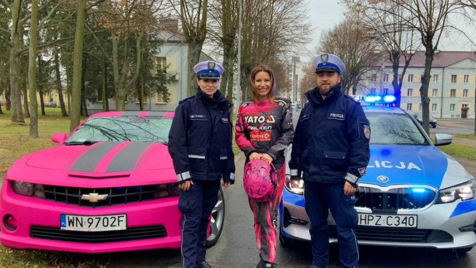 Warszawa. Stołeczni policjanci i Karolina Pilarczyk