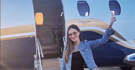 Luksus to mało powiedziane. Marina i Szczęsny w prywatnym samolocie z synem