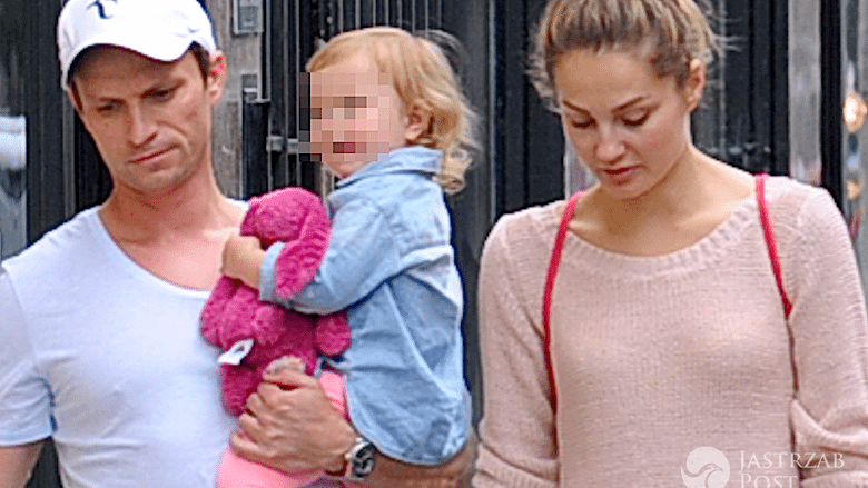 Małgorzata Socha z mężem i córką