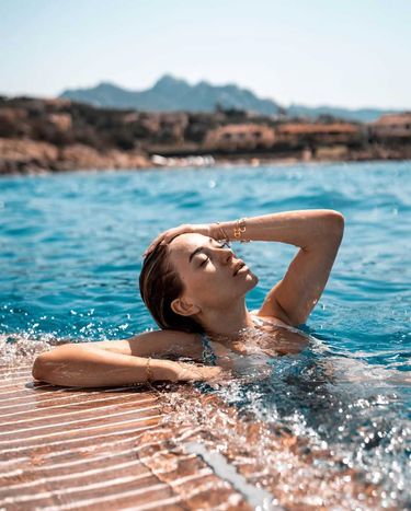 Marcelina Zawadzka w basenie, Sardynia 2019
