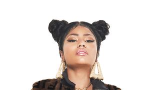 Gigantyczny mural Nicki Minaj powstał w Warszawie!