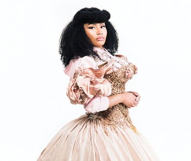 Ogromna sylwetka Nicki Minaj zawładnęła Placem Zawiszy w Warszawie [WIDEO]