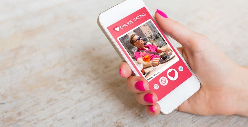 Na Tinderze starsi płacili więcej