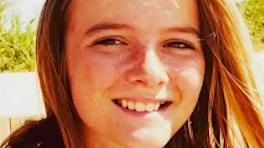 Nastolatka, którą śmiertelnie poraził prąd, gdy kąpała się z telefonem