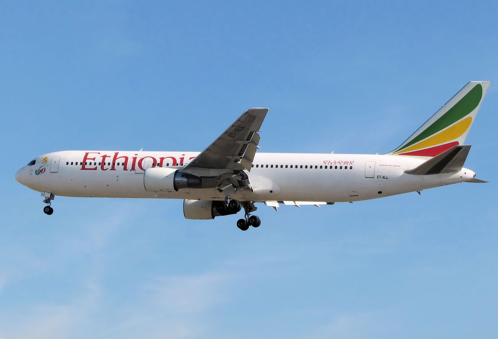 Samolot linii Ethiopian Airlines rozbił się 6 minut po starcie