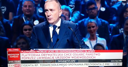 Tak rzeczywistość komentuje TVP Info