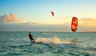 Poznaj smak kitesurfingu. 5 najlepszych miejsc na świecie