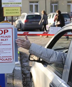 Parkingi przy szpitalach są drogie. Rzecznik Praw Obywatelskich chce zmian reguł gry