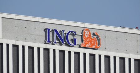 Bank skwapliwie zarabia na pomyłkach klientów. Wstrzymanie przelewu? "Nie da się"