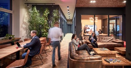 Coworking zyskuje na znaczeniu. Na świecie korzysta z niego niemal 2 mln osób