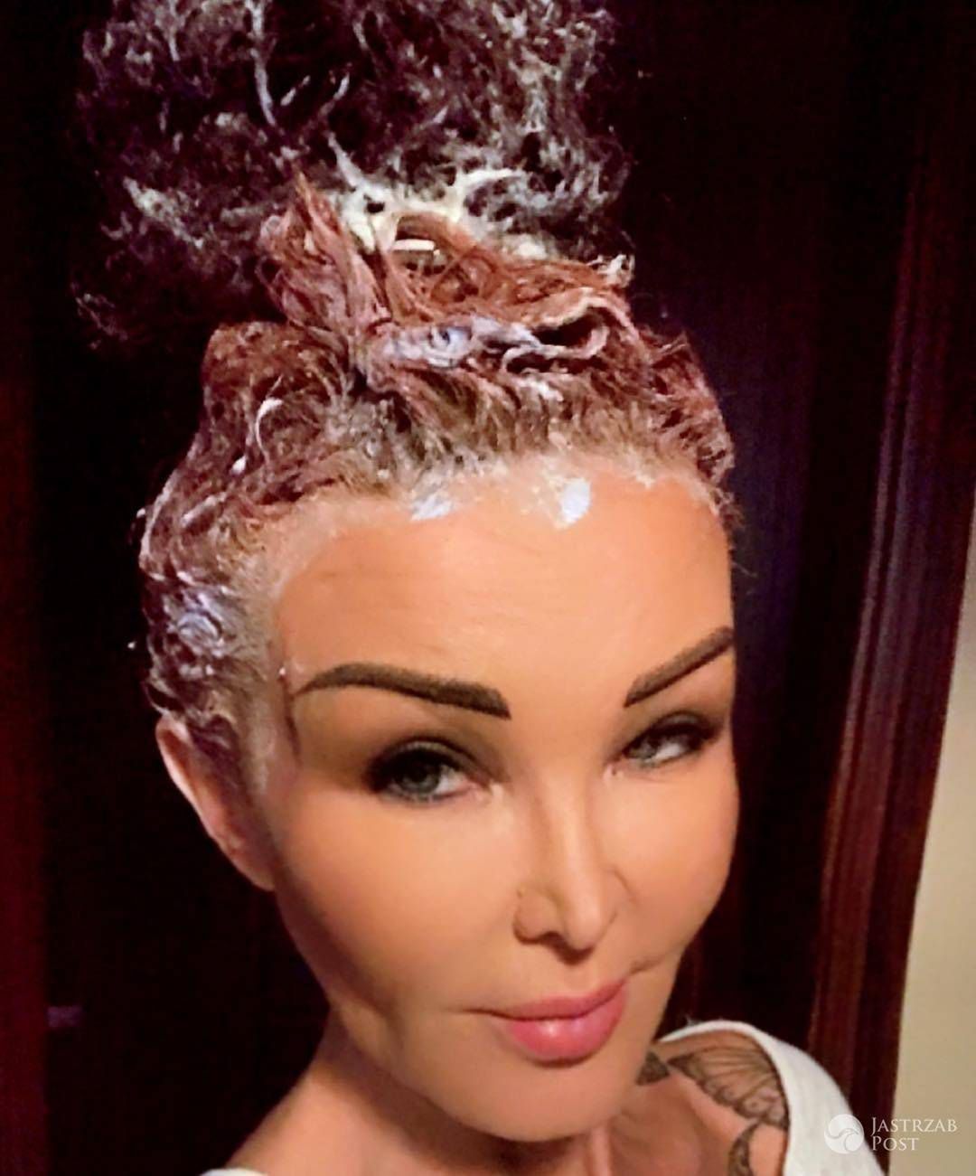 Ewa Minge pokazał swoje zdjęcie sprzed 20 lat i porównała je z obecnym