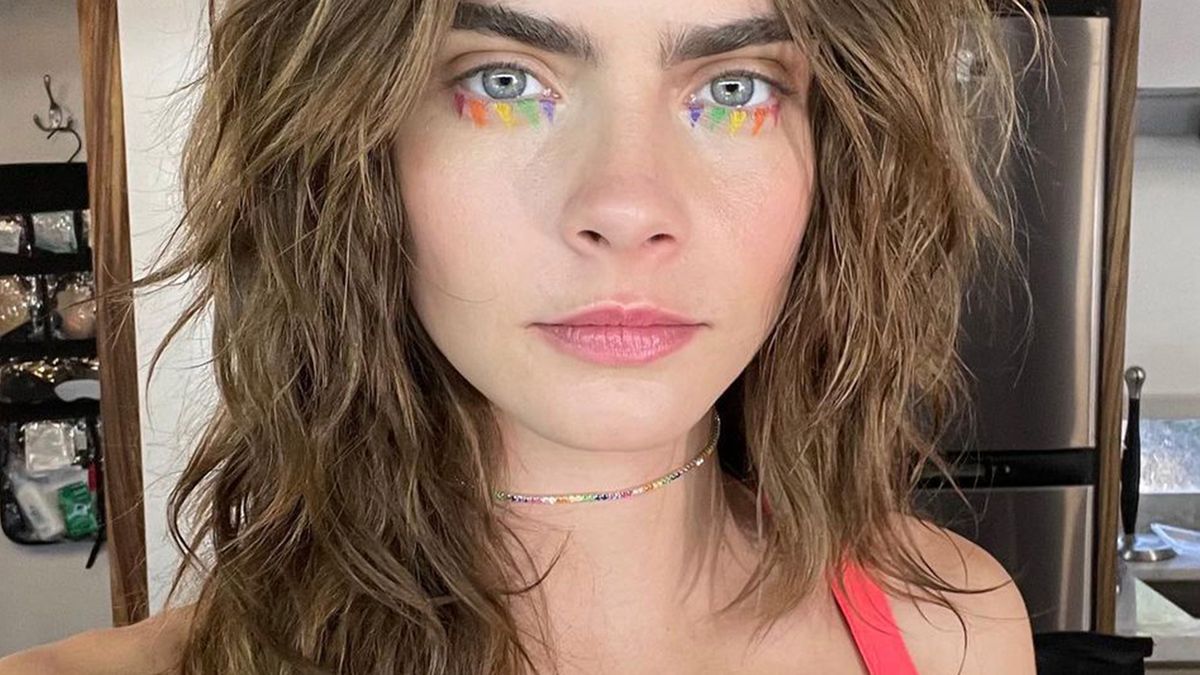 Cara Delevingne otwarcie o walce z depresją i "wewnętrznym samobójstwie". Gwiazda ma za sobą bardzo trudny czas