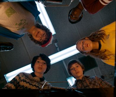 "Stranger Things": 2 sezon idzie po twoje długie jesienne wieczory [RECENZJA]
