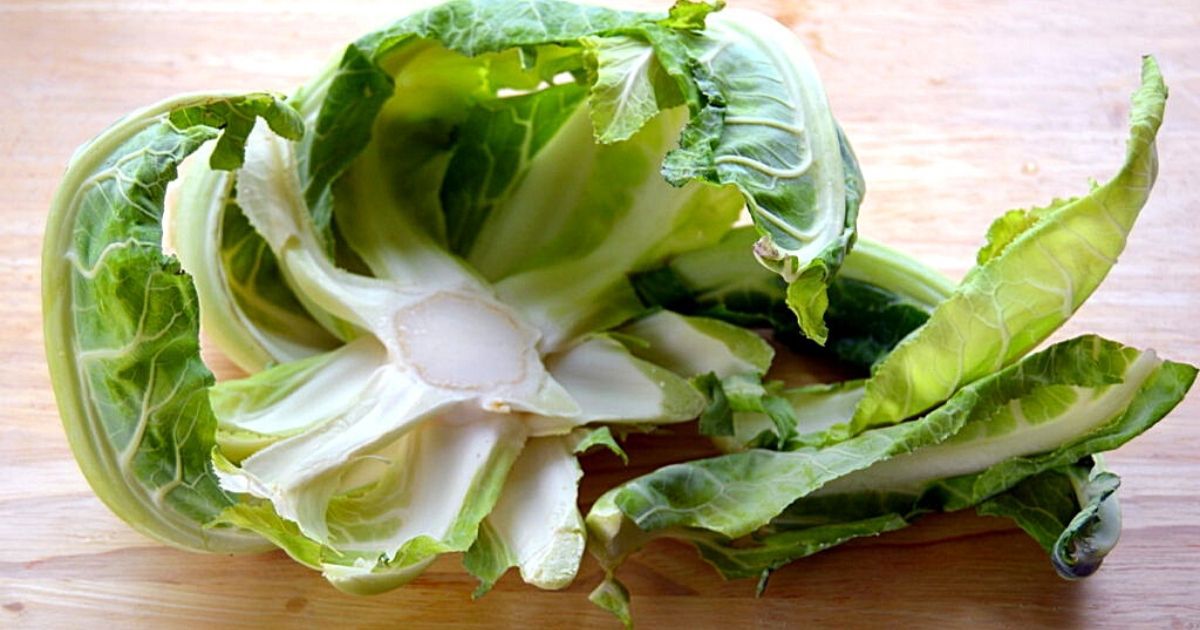 Don’t Throw Away Cauliflower Leaves! They Are a Fine Ingredient for a Tasty Snack! A Zero-Waste Recipe!