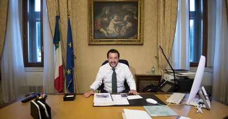 Włochy. Nowy szef MSW: nielegalni imigranci muszą pakować walizki