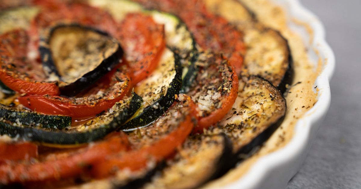 Tarta z bakłażanem, pomidorem i cukinią