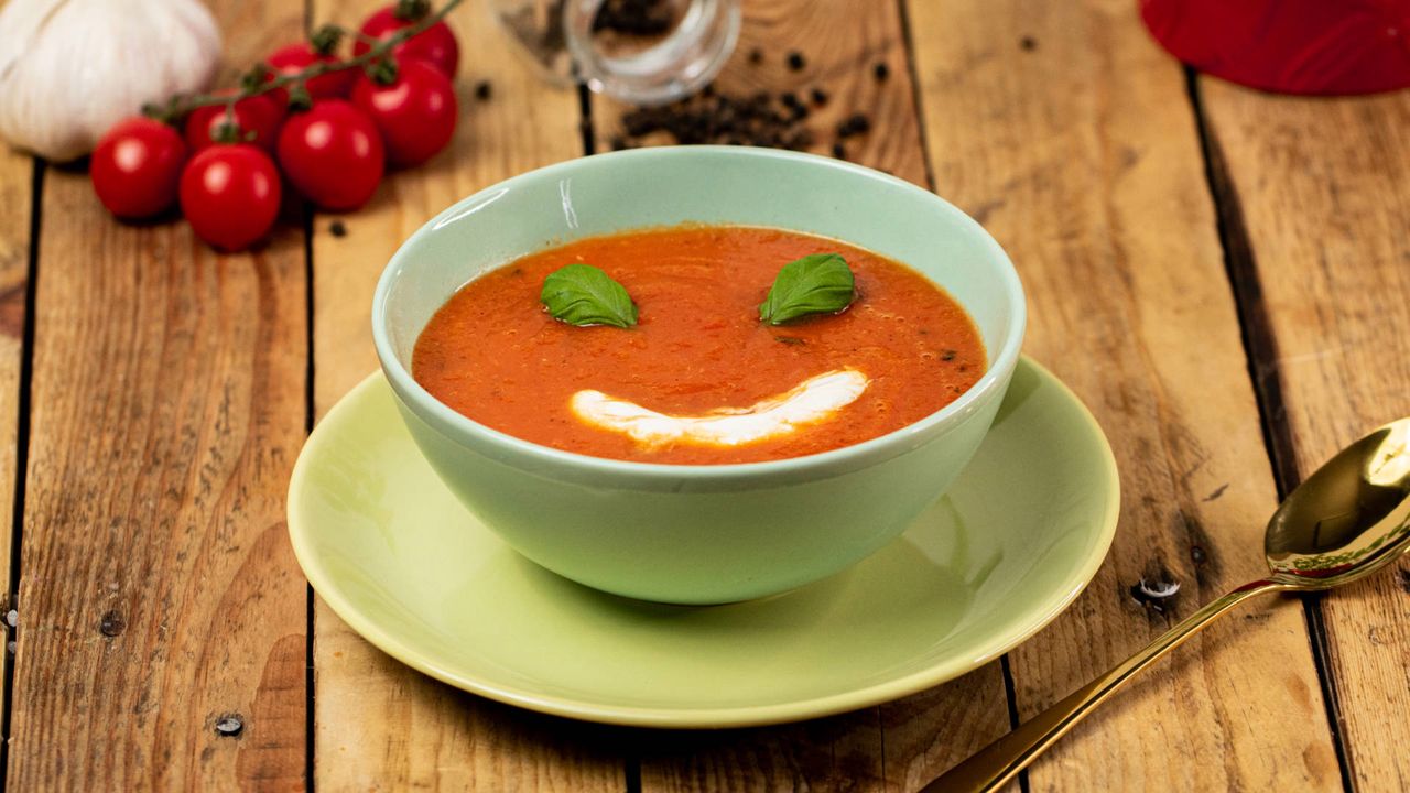 Easy and Delicious Cream of Roasted Tomato Soup Perfect for Kids