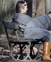 Magdalena Schejbal zasnęła na spacerze z córką