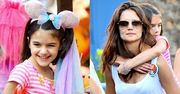 Szczęśliwa Suri Cruise z mamą w Disneylandzie!