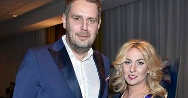 Wojciech Modest Amaro z żoną na salonach