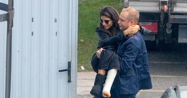 Piotr Adamczyk nosi Weronikę Rosati na rękach!