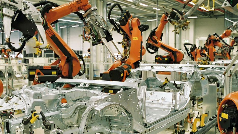 Czy ludzie stracą pracę przez robotyzację?