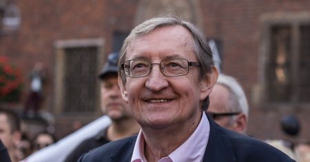 Józef Pinior ma nowe problemy. Część podpisów na listach poparcia była sfałszowana?