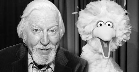 Caroll Spinney nie żyje. Był odtwórcą roli Wielkiego Ptaka z "Ulicy Sezamkowej"