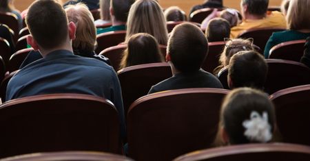 Polacy się nie krępują. "Klienci to największa zmora każdego kina"
