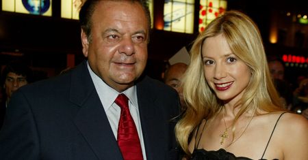 Mira Sorvino nie posłuchała ojca. Poznała ciemne strony Hollywood