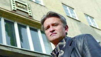 Boję się, że niebawem czeka nas więcej takich projektów - mówi aktor Wojciech Dąbrowski